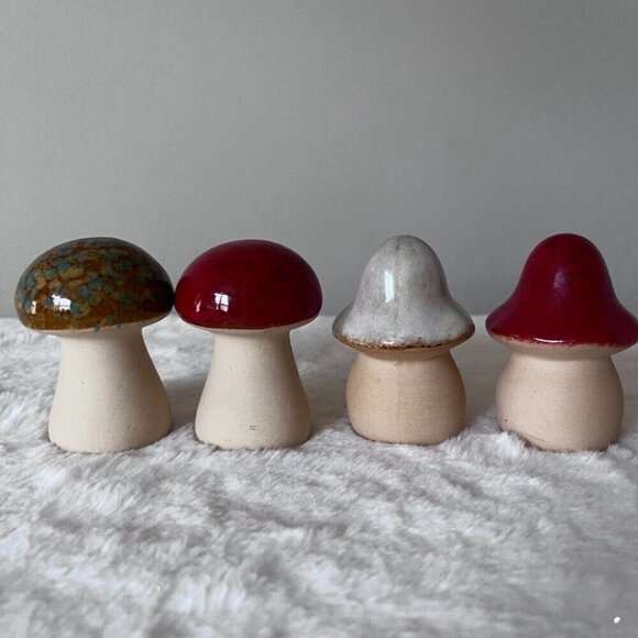 Ceramic mushrooms - Picture 3 of 6